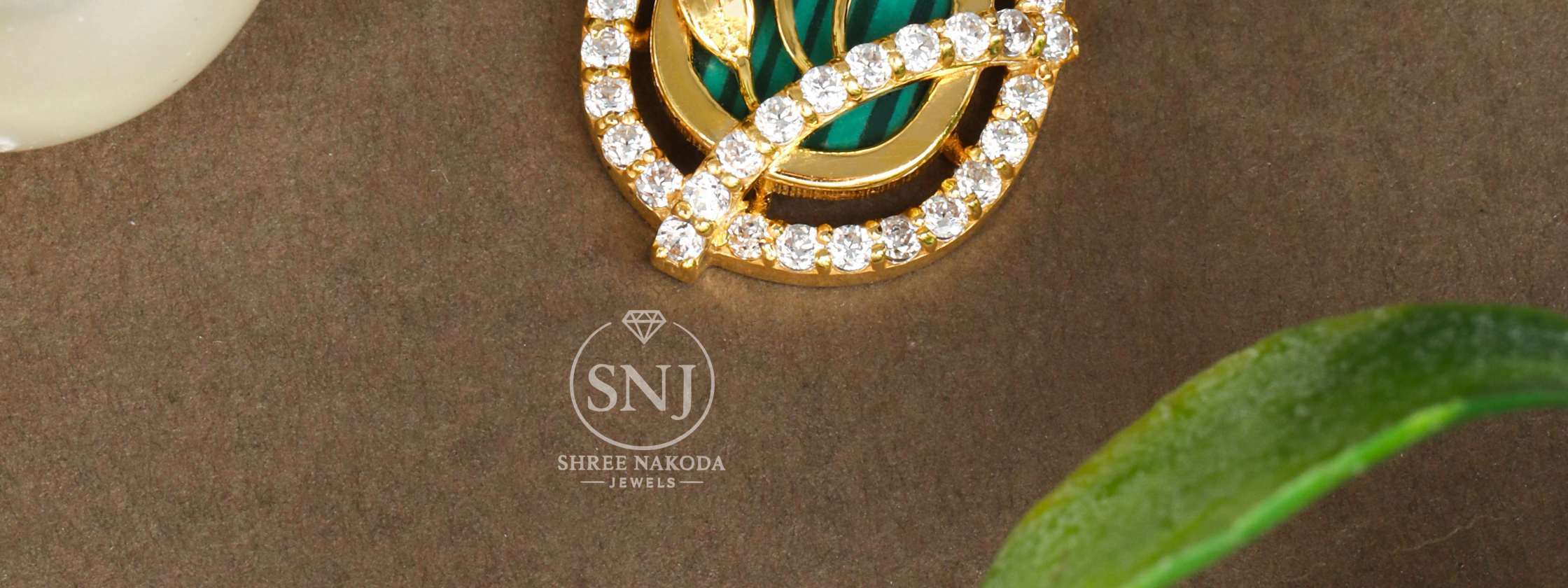 CZ pendant detail by Shree Nakoda Jewels